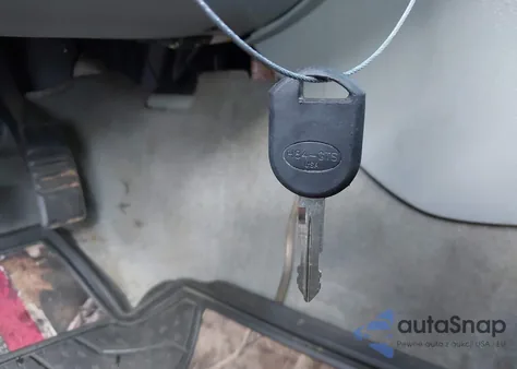 2005 Ford Mustang Gt Deluxe/Gt Premium z USA, uszkodzony, nr VIN 1ZVFT82H855222828